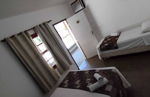 Itapebussu Hotel | Inviting Guarapousada: Pool, Spa & Breakfast Included