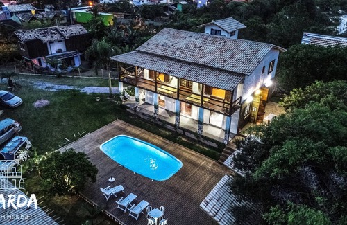 Pinheira House | Enchanting Guard Beach House with Private Pool & Spa