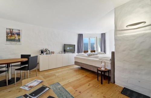 Champfer Apartment | Guardalej 321: Pet-Friendly Retreat with Pool Access