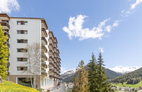 Meierhof Apartment | Inviting Guardaval (Utoring) with Pool and Lake Views
