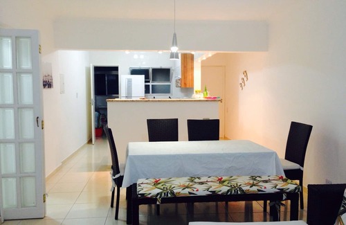 Pitangueiras Apartment | Stunning Guarujá Pitangueiras with Sea View & Beach Access