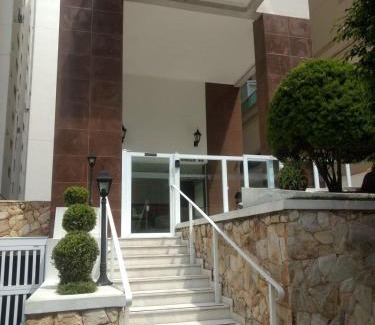 Pitangueiras Apartment | Beautiful Guaruja Retreat 200m from the Beach, Rated 9/10