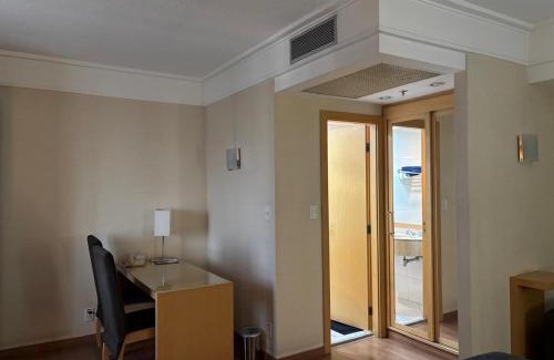 Guarulhos City Centre Hotel | Convenient Guarulhos Flat: Pool & Breakfast Near Airport