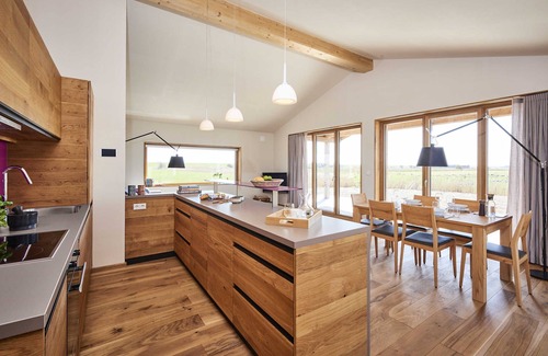 Westertilli House | Discover Gud Jard Lodge No. 21: Oceanfront Designer Retreat