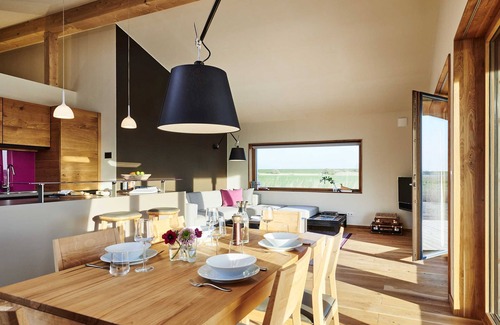 Westertilli House | Discover Gud Jard Lodge No. 21: Oceanfront Designer Retreat