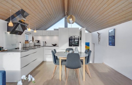 Ronde House | Discover Gudserk: Oceanfront Retreat 50m from the Sea