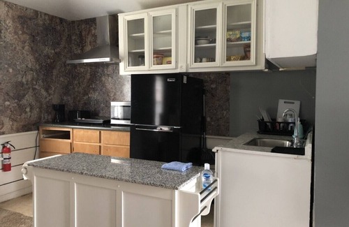 Northampton Apartment | Private Entrance Suite with Kitchen - Rated 10/10 by Guests