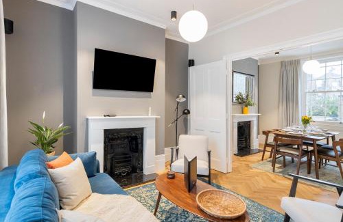 Islington Apartment | Beautiful Private Home with King Bed & Garden Retreat