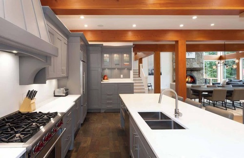 Nicklaus North House | Golf Course Chalet with Hot Tub & Scenic Views - 10/10 Rated