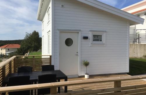 Stromstad Municipality House | Top-Rated Guest Haush Ånneröd with Kitchen Amenities
