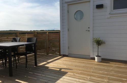 Stromstad Municipality House | Top-Rated Guest Haush Ånneröd with Kitchen Amenities