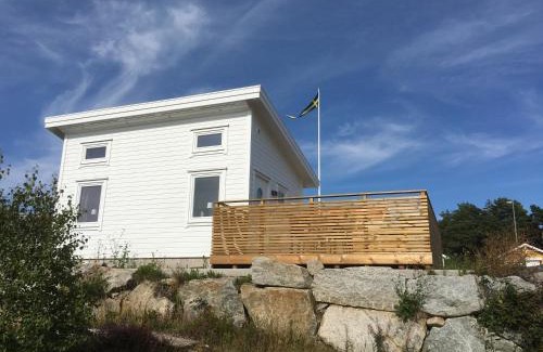 Stromstad Municipality House | Top-Rated Guest Haush Ånneröd with Kitchen Amenities