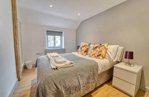 Leominster House | Family-Friendly Stay at Bridge Street Dwelling