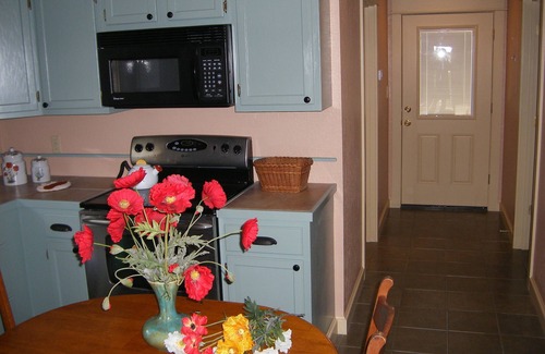 Fairhope House | Romantic Escape: 10/10 Rated Guest House with Kitchen
