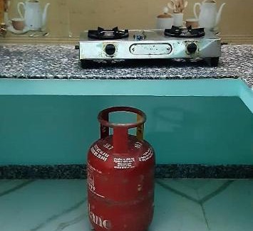 Varanasi House | Cozy Guest House with Breakfast & Child-Friendly Amenities