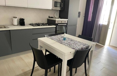 Reggio Calabria Apartment | Discover Guest House 513 A: Family-Friendly Retreat