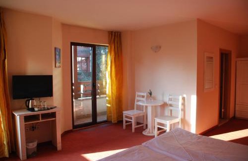 Kvartal Noviya Grad House | Comfortable Stay at Guest House ANEX: Pet Friendly & Breakfast