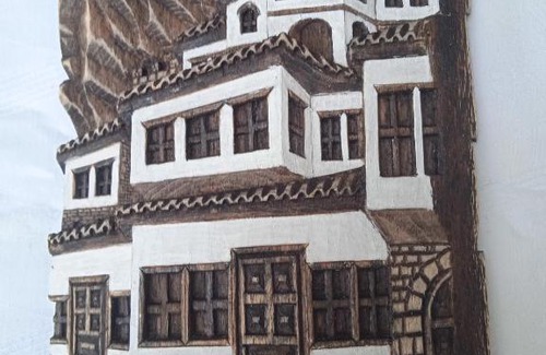 Berat House | Guest House Baba Lluka: Rated 10/10 with Restaurant & Fireplace