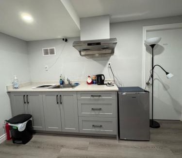 Bayview Woods - Steeles House | Inviting Master Bedrooms at Guest House in Bayview Village
