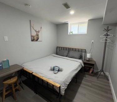 Bayview Woods - Steeles House | Inviting Master Bedrooms at Guest House in Bayview Village