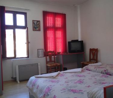 Batak House | Family-Friendly Guest House in Scenic Batak