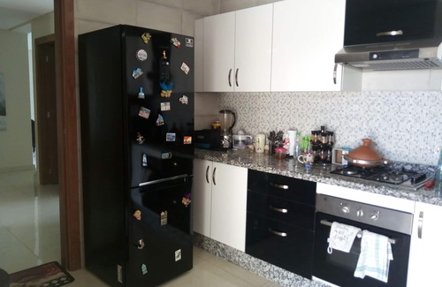 Quartier Des Mimosas Apartment | Scenic Guest House with Breakfast and Family-Friendly Amenities