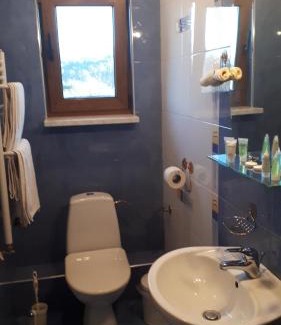 Bankya House | Pet-Friendly Guest House Blisten with Hot Tub Amenities