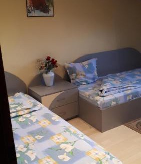 Bankya House | Pet-Friendly Guest House Blisten with Hot Tub Amenities