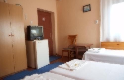 Shabla House | Relax at Guest House Borisov with Oceanfront Views