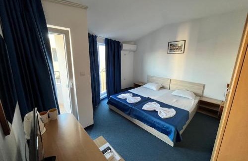 Nessebar New Town House | Pet-Friendly Guest House Briz with Ocean Views & Hot Tub