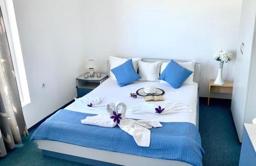 Nessebar New Town House | Pet-Friendly Guest House Briz with Ocean Views & Hot Tub