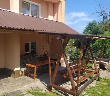Kamenets-Podol'skiy House | Comfortable Stay at Guest House Cherepaha, Pet Friendly