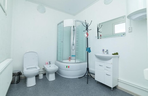 Kamensk-Shakhtinsky Hotel | Budget-Friendly Guest House DD with Pet Friendly Amenities