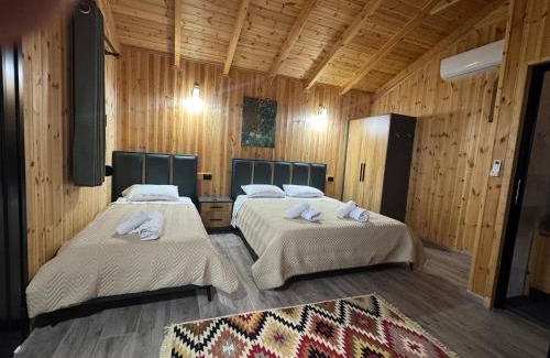 Ura Vajgurore House | Guest House Dimal Berat