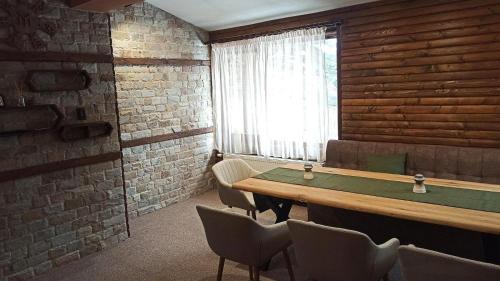 Samokov House | Cozy Guest House Diva Reka with Kitchen Amenities