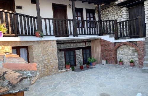 Berat House | Welcoming Guest House Genti: Top-Rated & Family Friendly