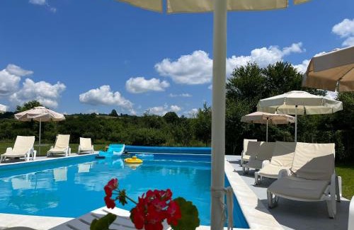 Elena House | Oceanfront Guest House Gerasimovi: Rated 10/10 for Families