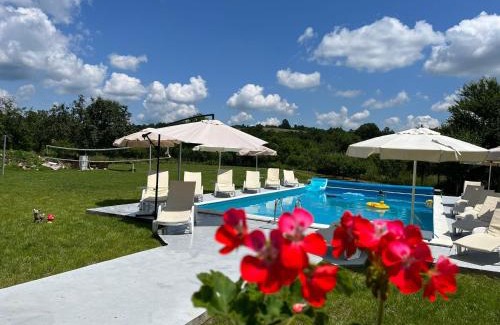 Elena House | Oceanfront Guest House Gerasimovi: Rated 10/10 for Families