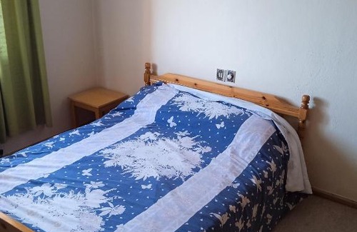 Aetia House | Cozy Guest House: Perfect for Families and Adventurers