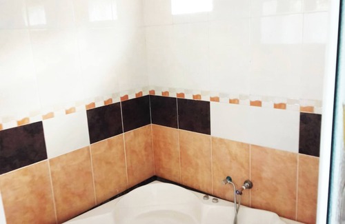 Bekasi House | Guest House GS Syariah Taman Keluarga