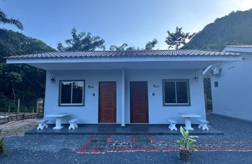 Kaki Bukit Hotel | Family-Friendly Guest House Gua Kelam with High Ratings