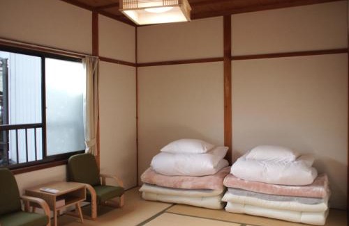 Koya House | Cozy Guest House Hachi Hachi with Kitchen Amenities