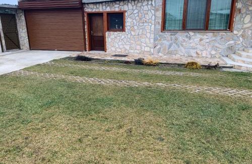 Samokov Villa | Discover Guest House Haciendata: Pet-Friendly Retreat