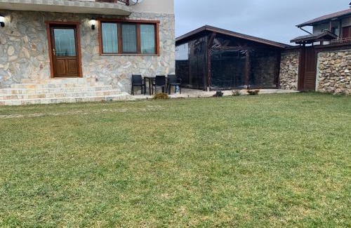 Samokov Villa | Discover Guest House Haciendata: Pet-Friendly Retreat