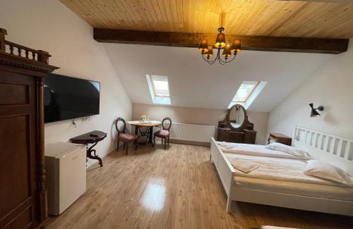 Sfantu Gheorghe House | Guest House Hena: Pet-Friendly Retreat with Top Ratings
