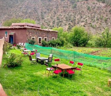Ait Tamlil Cabin | Oceanfront Guest House Imdoukal - Rated 9.3/10 by Guests