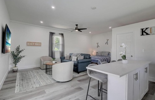 Bonita Springs Apartment | Discover a Cozy Guest House in Downtown Bonita Springs