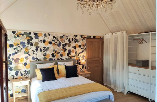 Turqueville Bed & Breakfast | Cozy Guest House by the Garden near Utah Beach