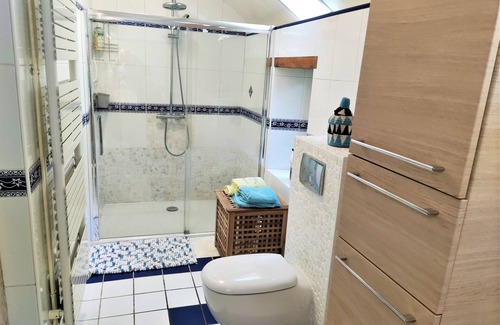 Turqueville Bed & Breakfast | Cozy Guest House by the Garden near Utah Beach