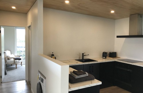 Cambridge House | Experience the Guest House in the Lavender Field